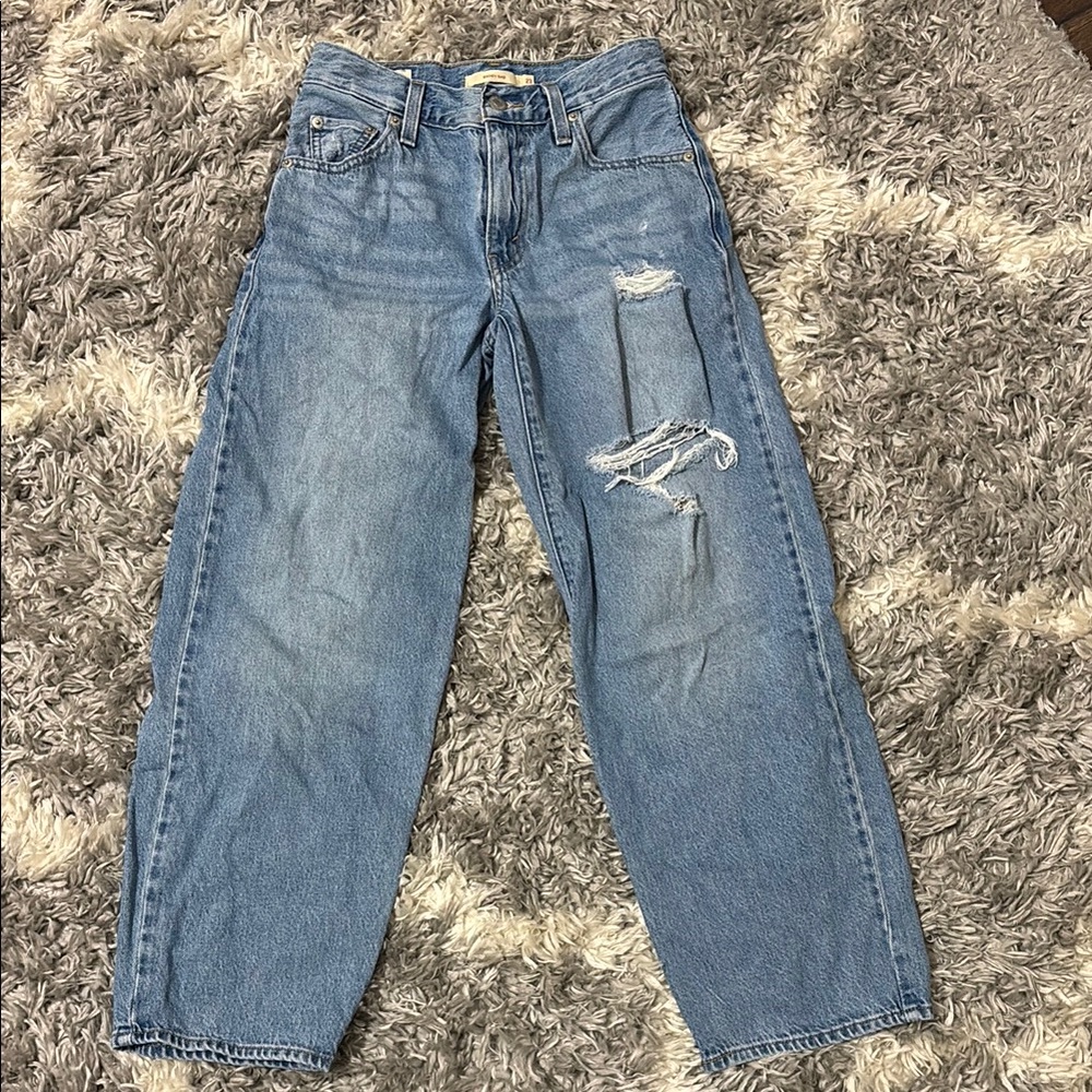 Levi’s | Baggy Dad Jeans